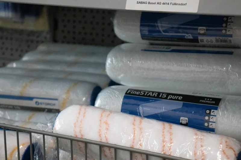 Farbrollen für den Malerdirektverkauf