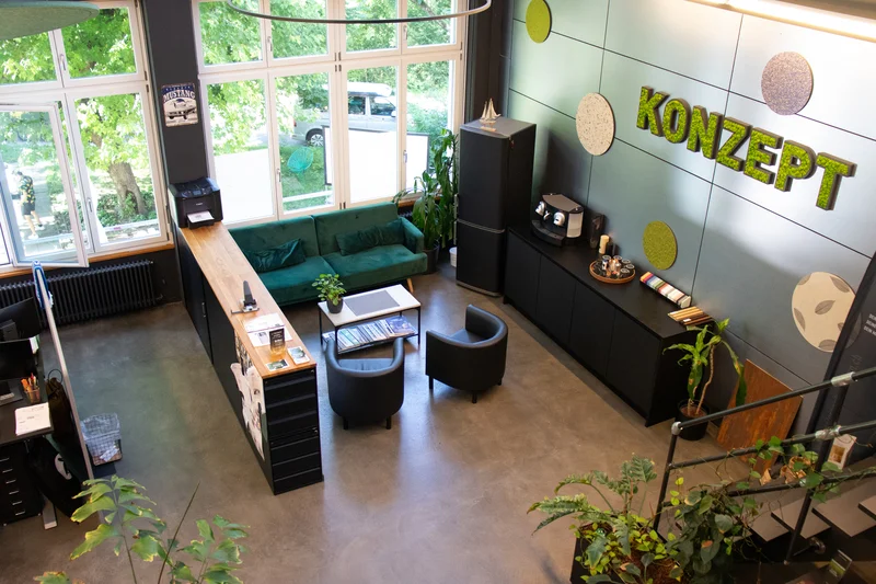 Showroom mit Beratungsbereich von oben